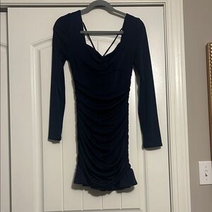 Women's Black Ruched Long-Sleeve Dress